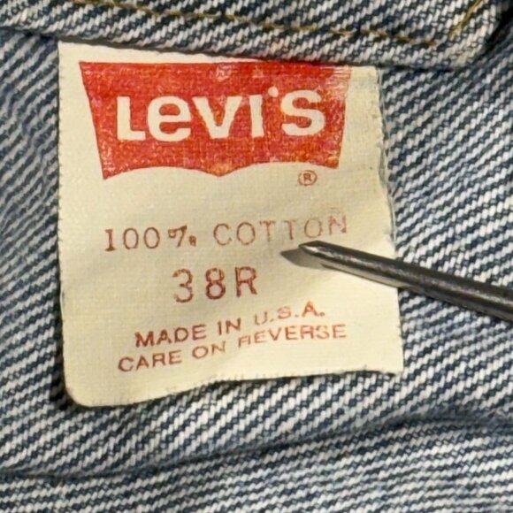 Vintage Levis Strauss & Co. 38R Denim Jacket With Custom Collar & Cuffs 80's - Picture 6 of 12